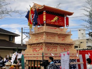 北の町中組新調屋台